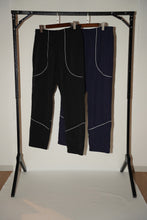 Load image into Gallery viewer, ANTi COUNTRY CLUB TOKYO 2026 SS - WHITE PIPING WARM-UP PANTS(BLACK) -