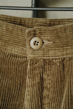 Load image into Gallery viewer, ANTi COUNTRY CLUB CORDUROY PANTS - KHAKI -
