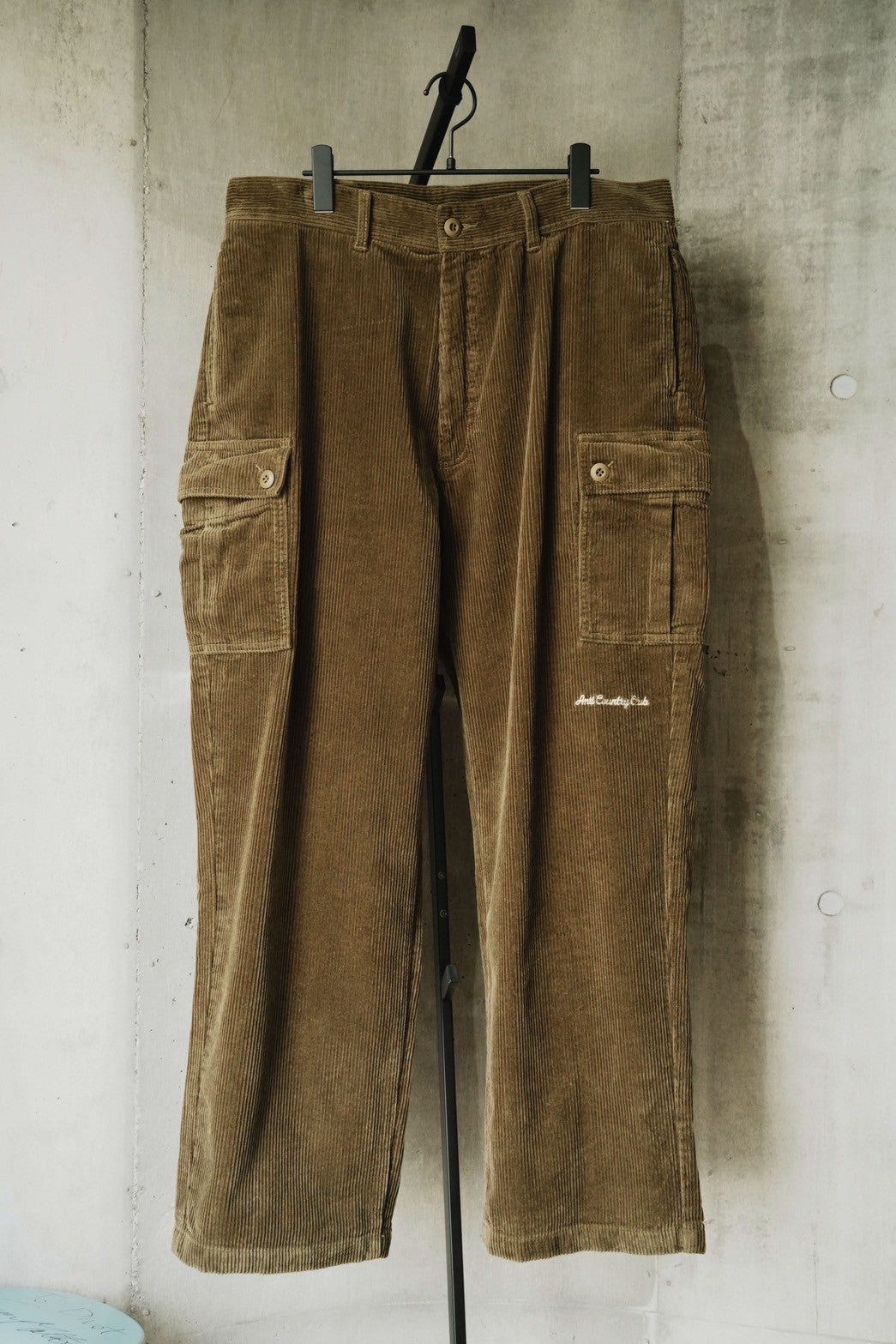 ANTi COUNTRY CLUB CORDUROY PANTS - KHAKI -