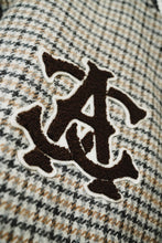 Carica l&#39;immagine nel visualizzatore di Gallery, ANTi COUNTRY CLUB VARSITY JACKET - BROWN -
