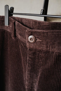 ANTi COUNTRY CLUB CORDUROY PANTS - Dark Brown -